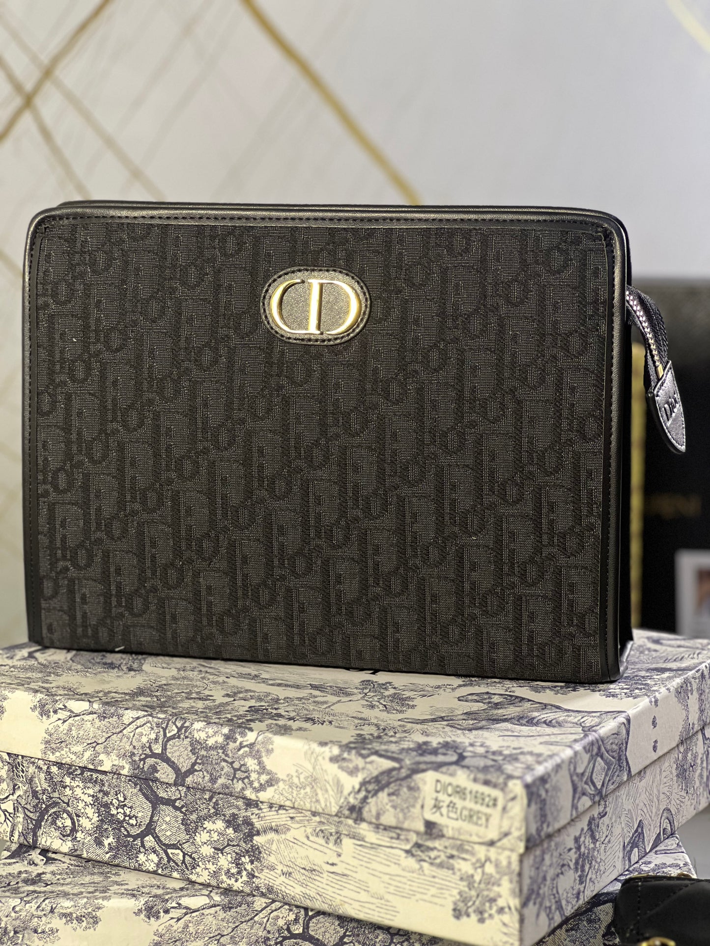 Dior clutch
