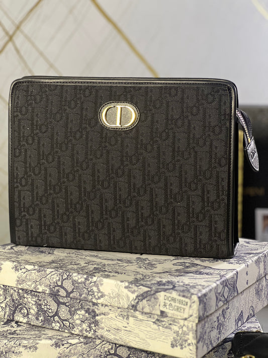 Dior clutch